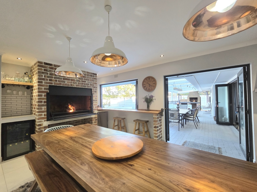 5 Bedroom Property for Sale in Eversdal Western Cape